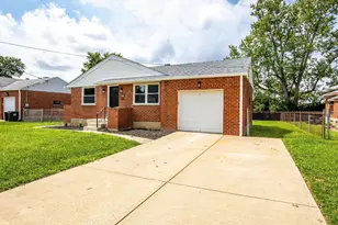 8613 Brent Dr, Springfield Township, OH 45231 - Photo 2