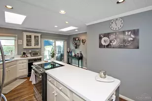 9011 Fox Hunter Ln, Symmes Township, OH 45242 - Photo 10