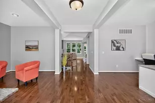 378 Eastbury Dr, Loveland, OH 45140 - Photo 6
