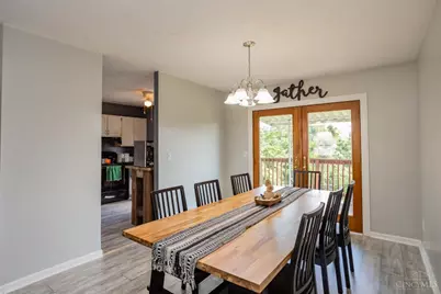 858 Suncreek Ct, Delhi Township, OH 45238 - Photo 6