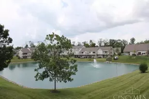 6266 Lake Front, Mason, OH 45040 - Photo 2