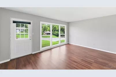 9596 Pippin Road, Colerain Township, OH 45231 - Photo 4