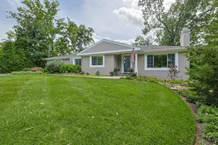 6127 Kaywood Dr, Madeira, OH 45243 - Photo 2