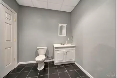 4004 Hickory Hollow Drive, Ross Township, OH 45013 - Photo 38