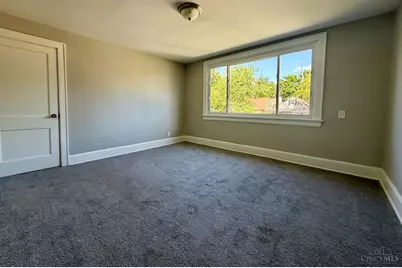 1217 Groesbeck, Cincinnati, OH 45224 - Photo 8