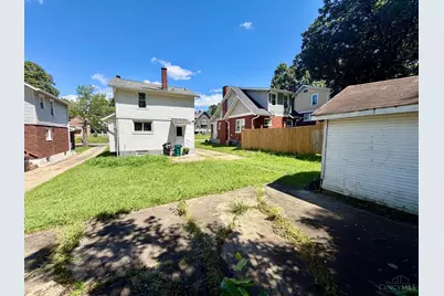 1217 Groesbeck, Cincinnati, OH 45224 - Photo 10