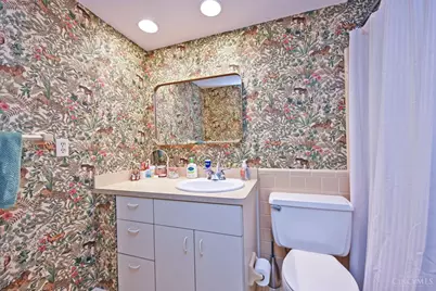 6024 Crittenden Drive, Anderson Township, OH 45244 - Photo 38