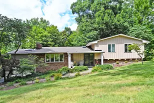 6024 Crittenden Dr, Anderson Township, OH 45244 - Photo 1