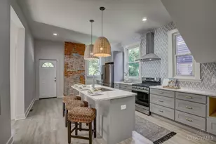 871 Hutchins Ave, Cincinnati, OH 45229 - Photo 6