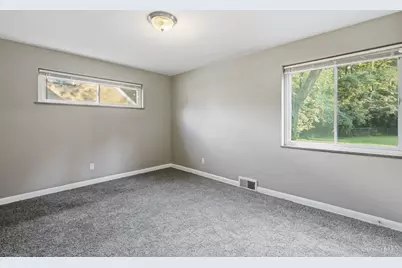 1694 Ashbrook Drive, Cincinnati, OH 45238 - Photo 12