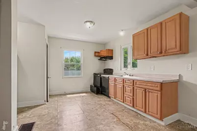 6801 Betts Avenue, Cincinnati, OH 45239 - Photo 2