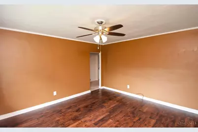 8141 Lesourdsville West Chester Road, West Chester, OH 45069 - Photo 10