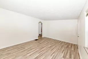 8352 Lyness Dr, Colerain Township, OH 45239 - Photo 8