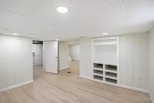 26 Escalon St, Cincinnati, OH 45216 - Photo 28