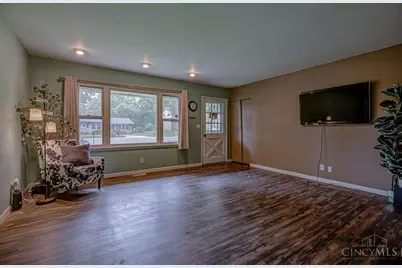 390 Timrick, Monroe, OH 45050 - Photo 4