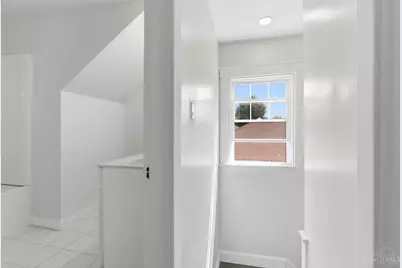 310 Westview Avenue, Lockland, OH 45215 - Photo 34