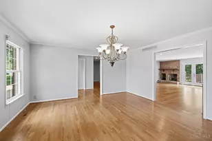4305 Berryhill Ln, Blue Ash, OH 45242 - Photo 12