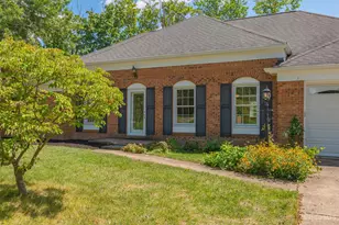 4305 Berryhill Ln, Blue Ash, OH 45242 - Photo 4