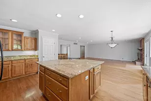 4305 Berryhill Ln, Blue Ash, OH 45242 - Photo 24