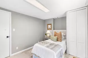 9489 West Ave, Blue Ash, OH 45242 - Photo 24