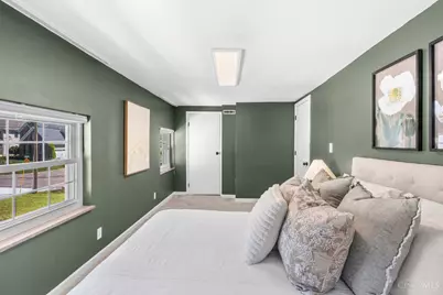 9489 West Avenue, Blue Ash, OH 45242 - Photo 20