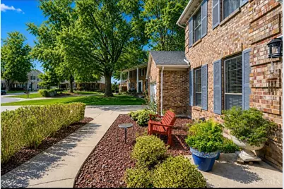 2241 Donnington Lane, Anderson Township, OH 45244 - Photo 4