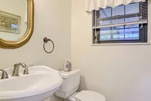 2241 Donnington Ln, Anderson Township, OH 45244 - Photo 24