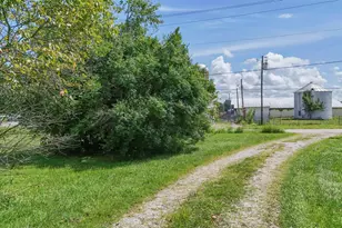 5681 Newtonsville Hutchinson Rd, Stonelick Township, OH 45103 - Photo 2