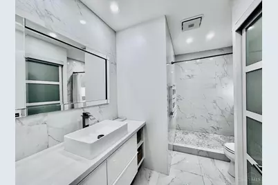 3533 Amberacres Drive #405E, Cincinnati, OH 45237 - Photo 32