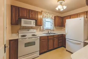 1935 Sterling Ave, Cincinnati, OH 45239 - Photo 8