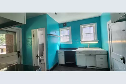 86 De Camp Avenue, Cincinnati, OH 45216 - Photo 12