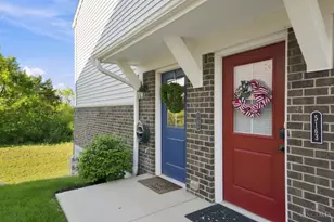 5159 Hazeltine Ln, Turtle Creek Township, OH 45036 - Photo 4