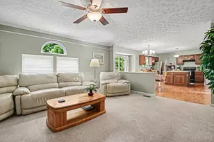 7565 Turnberry Ct, Hamilton Township, OH 45039 - Photo 6