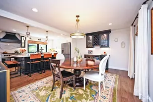 7711 Stonehenge Dr, Montgomery, OH 45242 - Photo 8