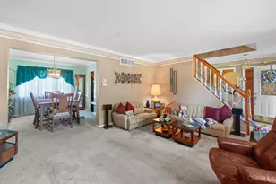 5468 Bellfield Ln, Green Township, OH 45238 - Photo 6
