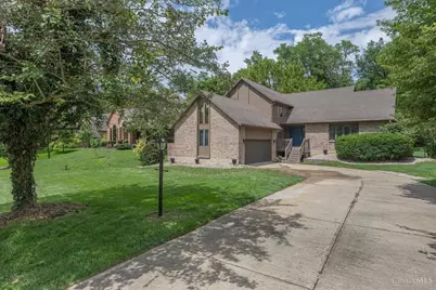 1828 W Tamarron, Springboro, OH 45066 - Photo 2