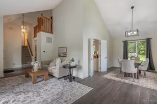 1828 W Tamarron Ct, Clear Creek Township, OH 45066 - Photo 6