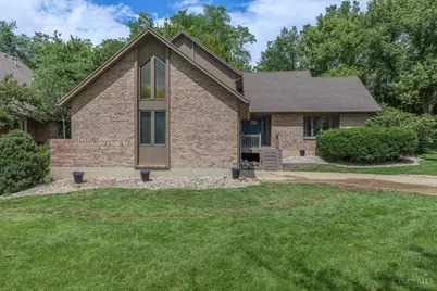 1828 W Tamarron, Springboro, OH 45066 - Photo 1