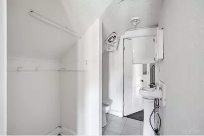 3487 Harvey Avenue, Cincinnati, OH 45229 - Photo 52