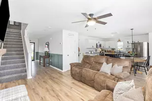 104 Honeysuckle Way, Eaton, OH 45320 - Photo 6