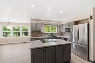 6315 Gem Stone Dr, Liberty Township, OH 45044 - Photo 12