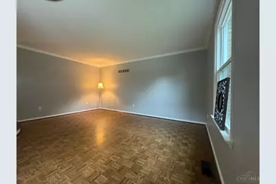 5569 Goldcrest Drive, Green Township, OH 45238 - Photo 6