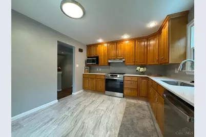 5569 Goldcrest Drive, Green Township, OH 45238 - Photo 14