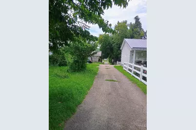 200 E Eighth Street, Manchester, OH 45144 - Photo 6