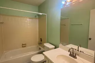 1133 Chestnut Ct, Union Township, OH 45245 - Photo 10