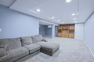 427 Flemridge Ct, Wyoming, OH 45231 - Photo 36