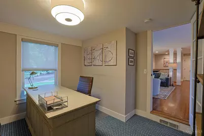 211 Hilltop Lane, Wyoming, OH 45215 - Photo 22
