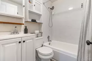 2725 Hackberry St, Cincinnati, OH 45206 - Photo 10