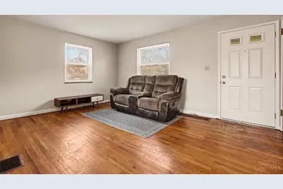 8893 Monsanto Drive, Springfield Township, OH 45231 - Photo 2