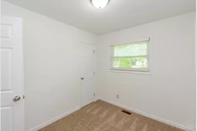 701 Easter Drive, Carlisle, OH 45005 - Photo 18